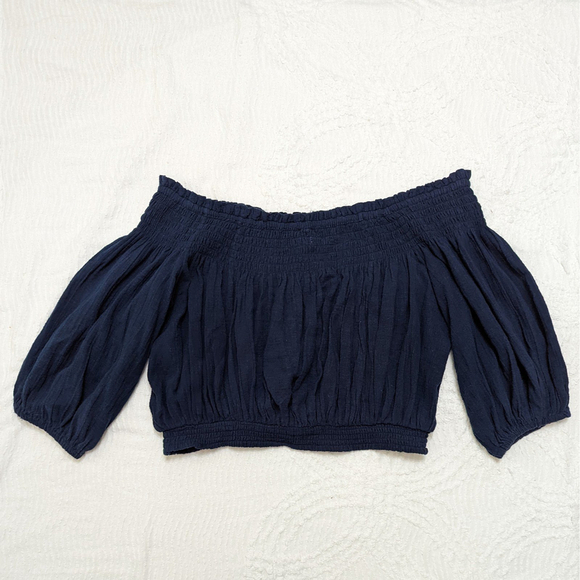 We The Free Women's Size Medium Cropped 3/4 Sleeve Boat Neck Peasant Top - Picture 2 of 4